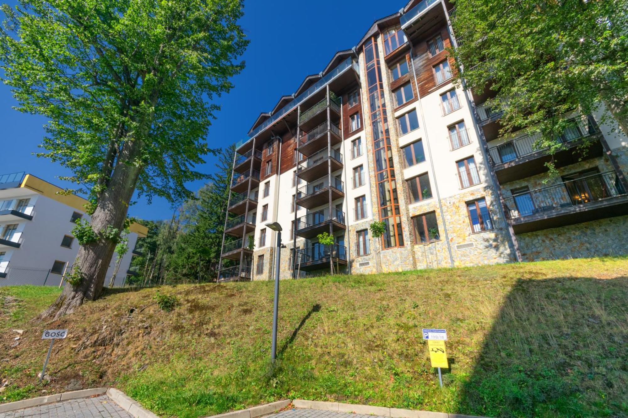 Karkonosky Apartamenty - Zloty Widok シクラルスカ・ポレンバ エクステリア 写真